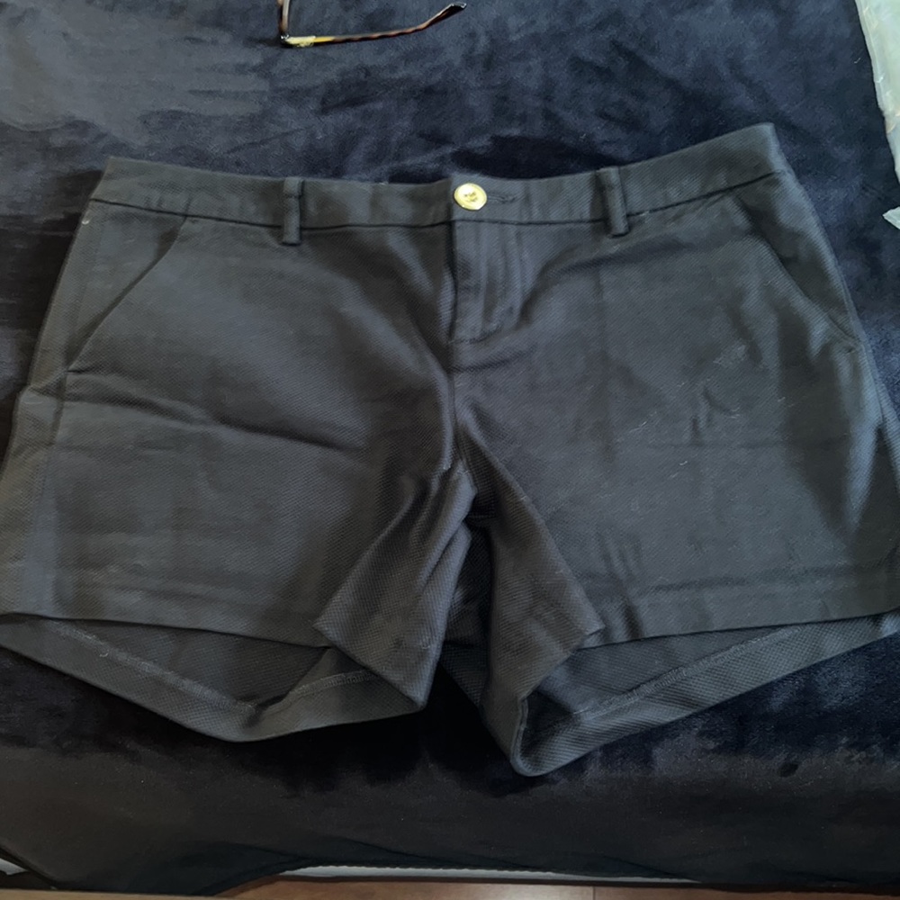 Lilly Pulitzer stretch shorts